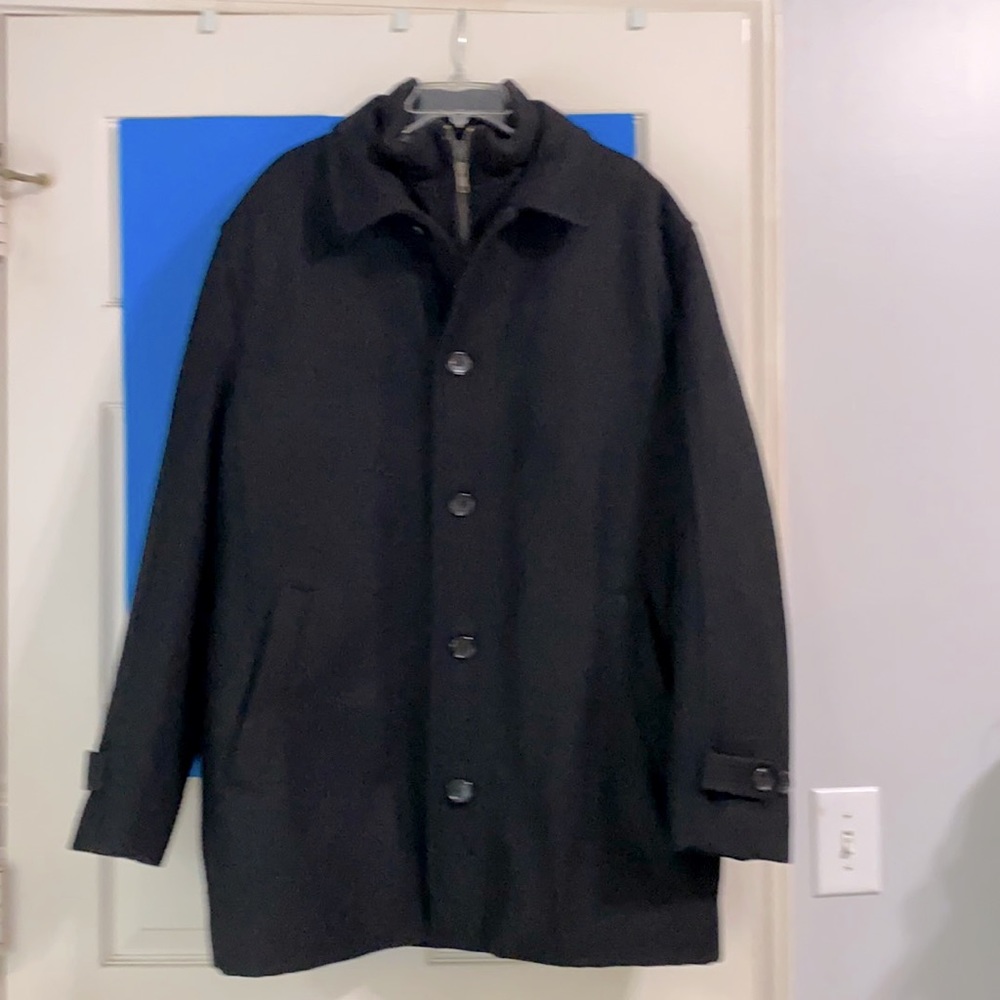 LONDON FALL TOWER BLACK JACKET zip button up. 60% wool, 30% polyester, 10% rayon
